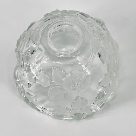Vintage Mikasa Bella Rose 3D Crystal Bowl - Picture 7 of 9